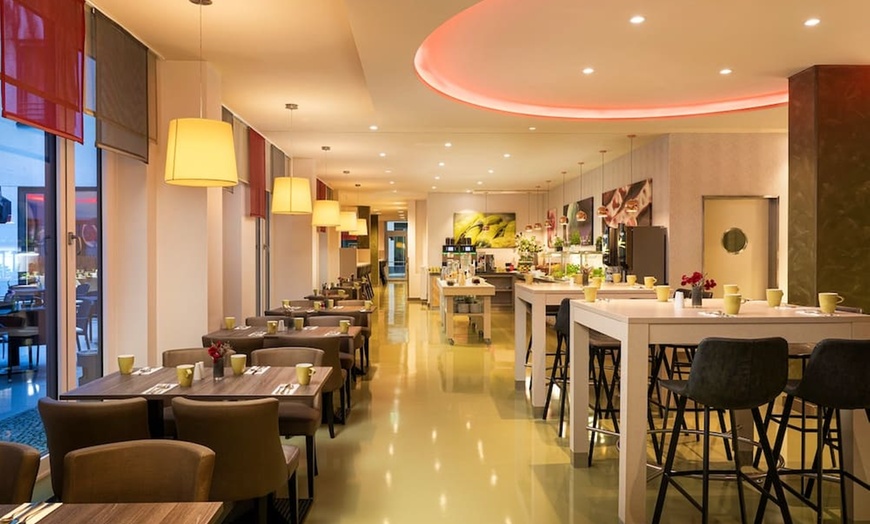 Image 18: ✈ GERMANY | Berlin - Leonardo Hotel Berlin Mitte 4*, 2 nights - Cit...