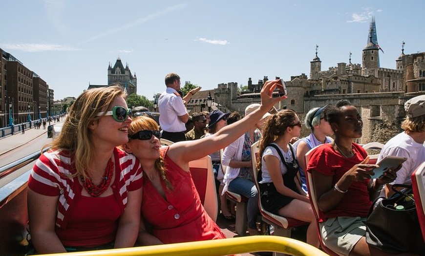 Image 16: London Eye Ticket, Big Bus Hop-on Hop-Off Tour & River Cruise