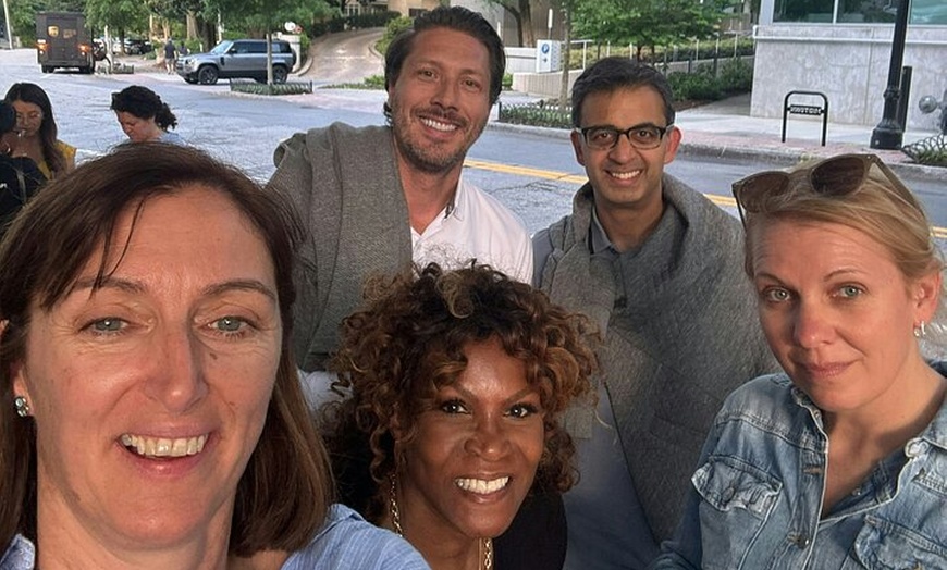 Image 7: Atlanta Murder Mystery Quest Outdoor Detective Escape Game