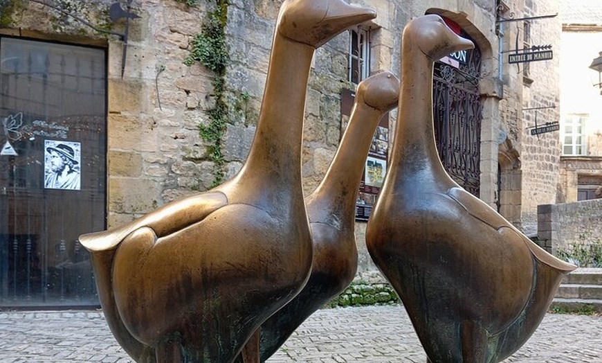 Image 2: Visite privée à pied de Sarlat par Exploreo24