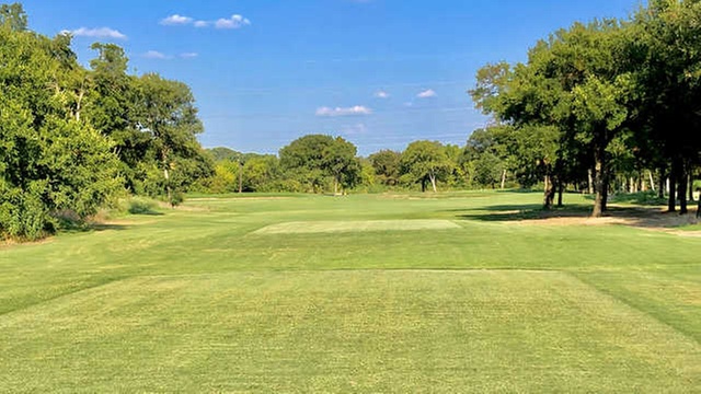 Online Booking - Round of Golf at Irving Golf Club