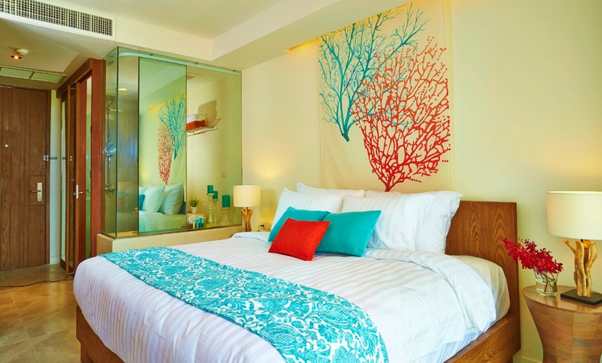 Image 4: ✈ THAÏLANDE DU SUD | Phuket - Bandara Beach Resort Phuket 4* - Bord...
