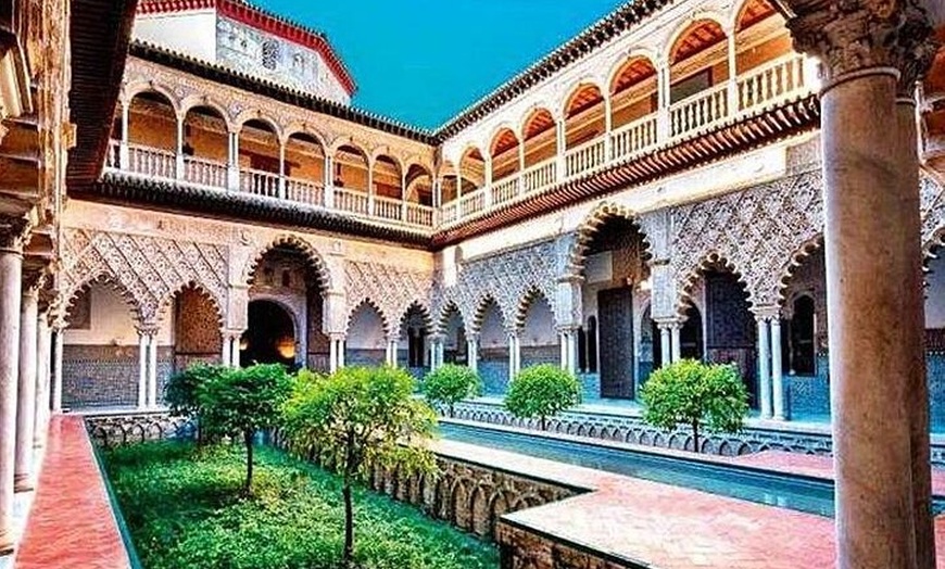 Image 2: Tour Privado al Alcázar de Sevilla con Entradas Incluidas