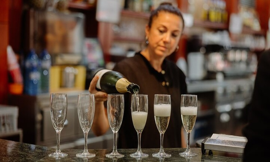 Image 8: Tour gastronómico por Barcelona con visita a un mercado local