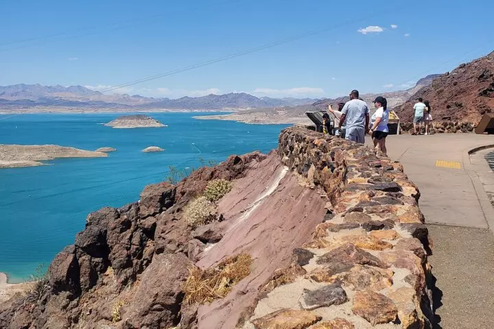 Small Group Hoover Dam, Lake Mead and Boulder City Tour