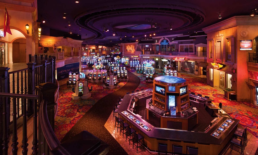 Image 13: ✈ NEVADA | Las Vegas - Rio Hotel & Casino, a Destination by Hyatt H...