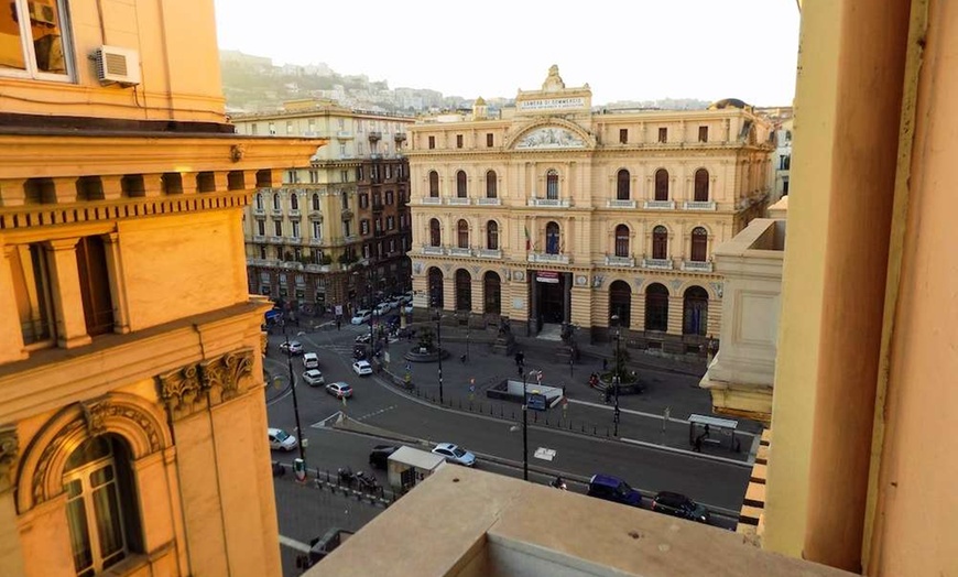 Image 14: ✈ ITALIA | Napoli - Le Orchidee 2* - City break