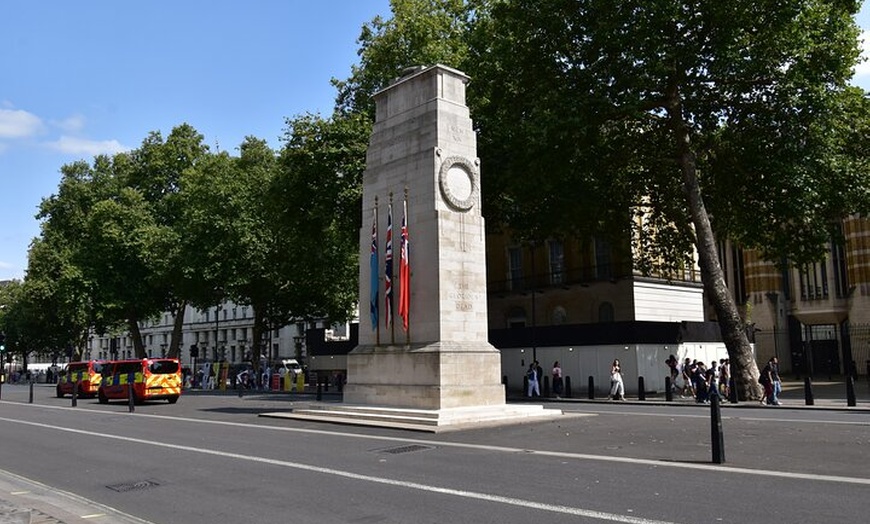 Image 11: Private Sir Winston Churchill Taxi Tour of London