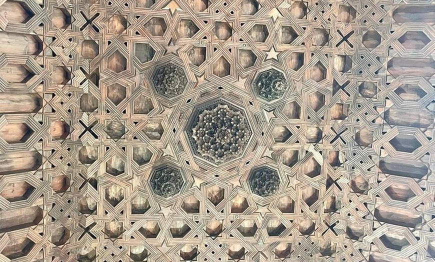 Image 8: Alcazaba Málaga: Tour Autoguiado creado por Guía Oficial