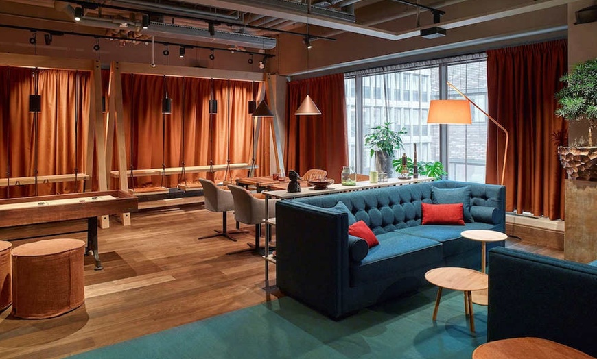 Image 21: ✈ SCHWEDEN | Stockholm - Downtown Camper by Scandic 4*, 2 Nächte - ...