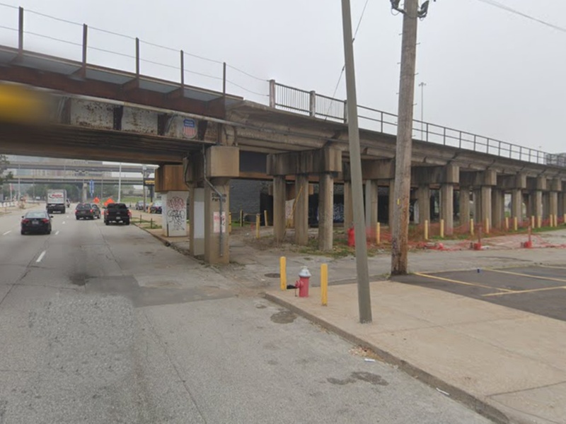 Parking at 319 Cedar St. Lot