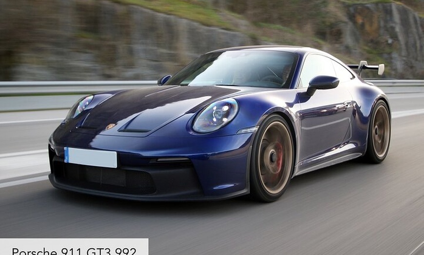 Image 13: Tour 40-min Circuito Urbano F1 Montjuïc en superdeportivo