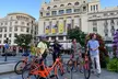 Recorrido guiado en bicicleta por Madrid: Plaza Mayor, Parque del Retiro y más - Second Medium