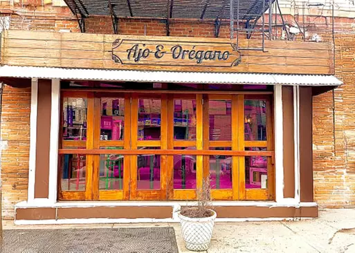 5% Cash Back at Ajo y Oregano