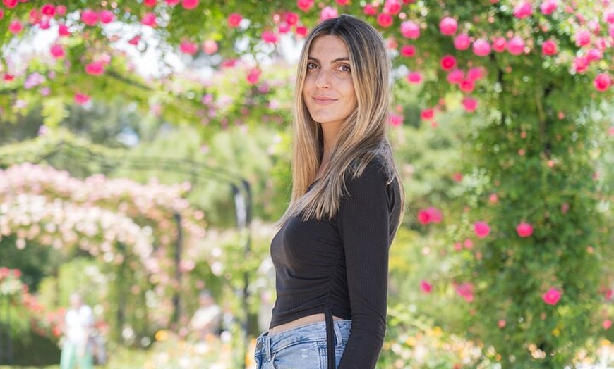 Image 13: Sesión de fotos profesional en el Parque del Retiro de Madrid