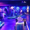 Image 6: Paris - Combo Salle d'escalade d'une journée et minigolf fluorescent
