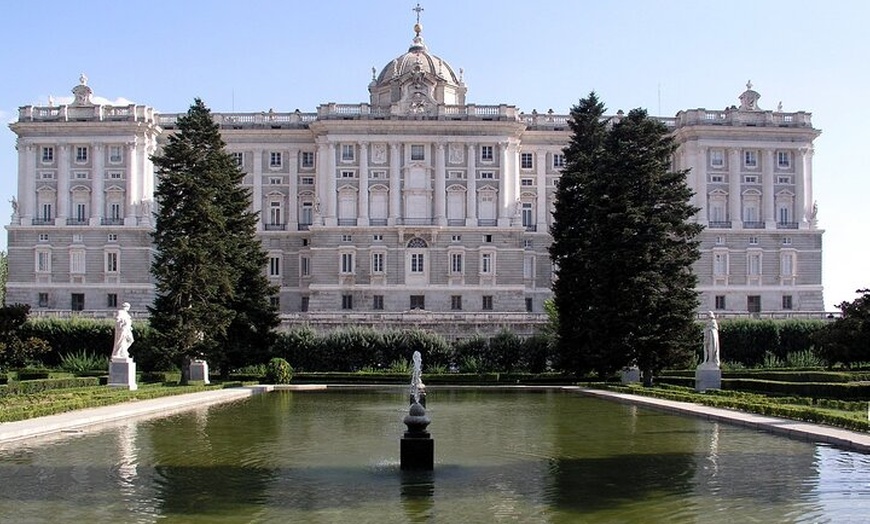 Image 5: Entrada al Palacio Real de Madrid con Audioguía