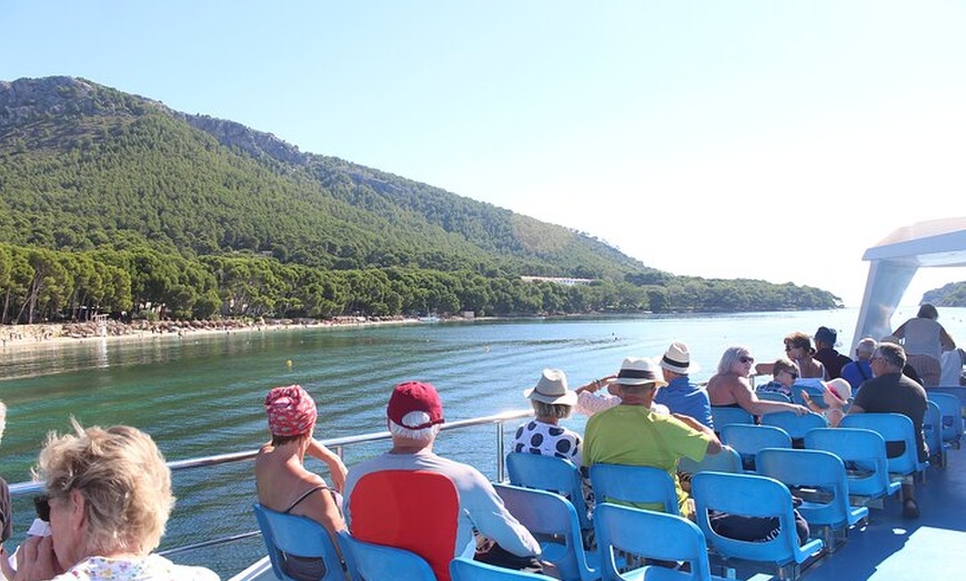 Image 3: 8 - Hora Formentor y Mercado de Sineu con paseo en barco Tour en Ma...