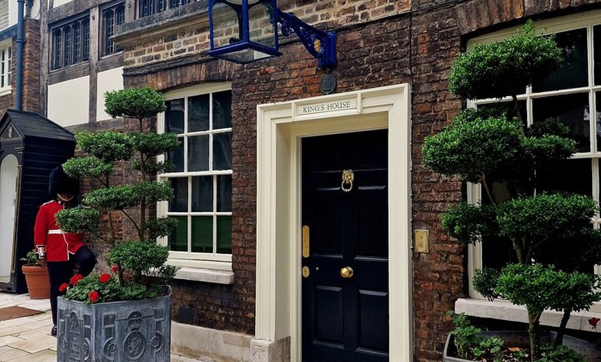 Image 7: Easy Access Crown Jewels and the Original Tower of London Cruise