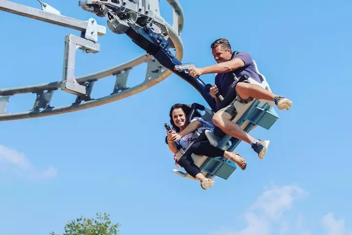 One Hour Unlimited Ride Wristband in Pigeon Forge!