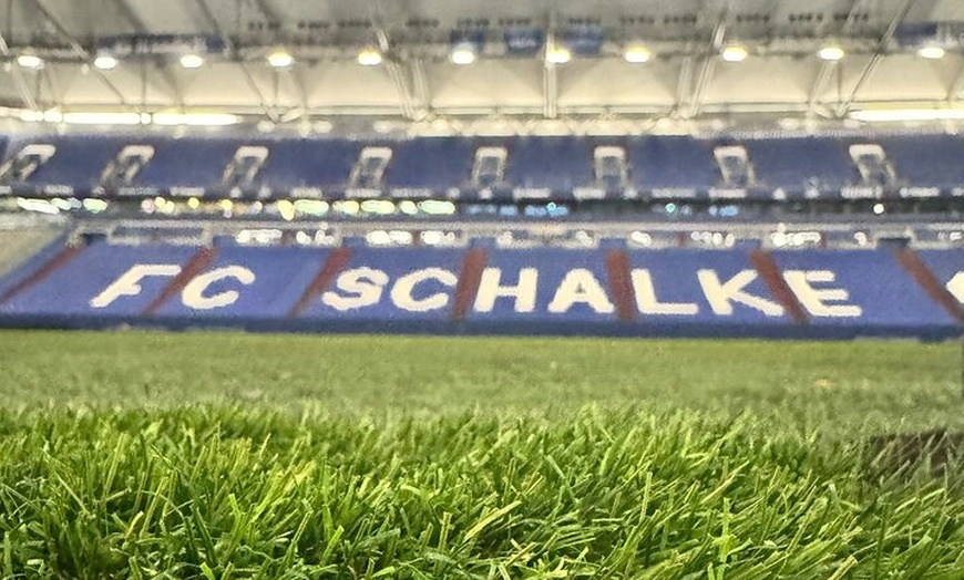 Image 14: Volkswagen T2 Bulli Tour zur Schalke Arena mit Führung