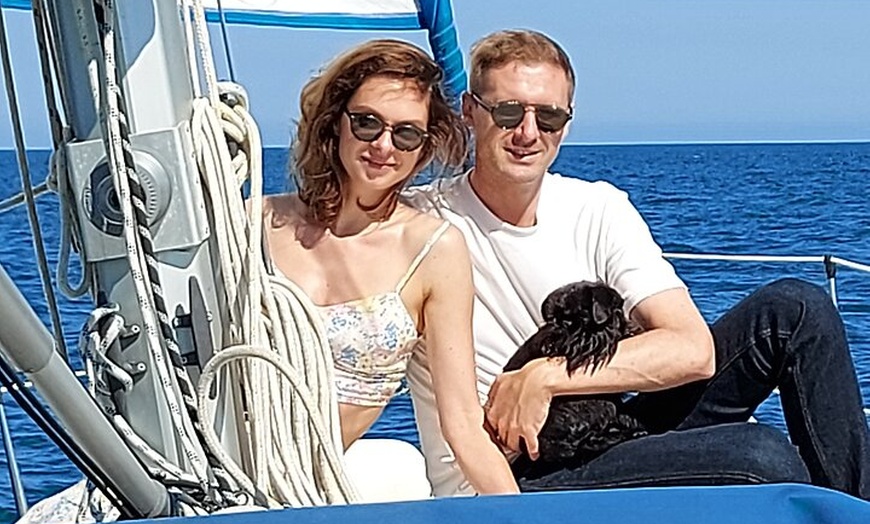 Image 14: Tour privado en barco por Barcelona