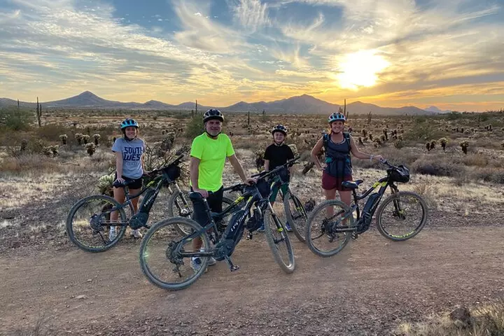 Arizona Desert Guided E-Bike Tour