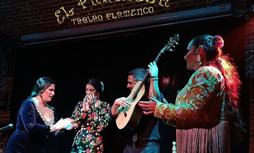Image 4: Tablao Flamenco El Paraigua Espectáculo flamenco Barcelona modernista