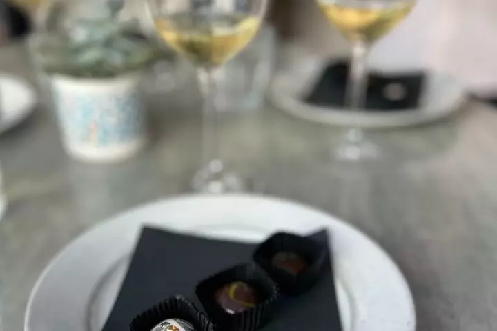 Santa Barbara's Ultimate Wine and Chocolate Walking Tour