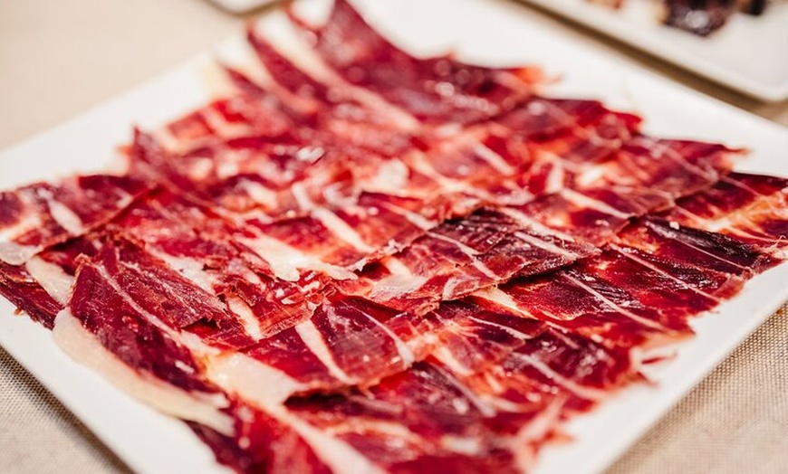 Image 5: Jamón Experience Premium: Iberian Ham & Wine Tasting in Barcelona