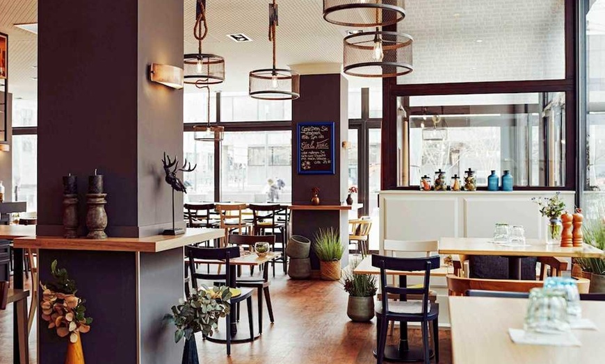 Image 8: ✈ ALLEMAGNE | Cologne - Hotel Mondial am Dom Cologne MGallery 4*, 1...