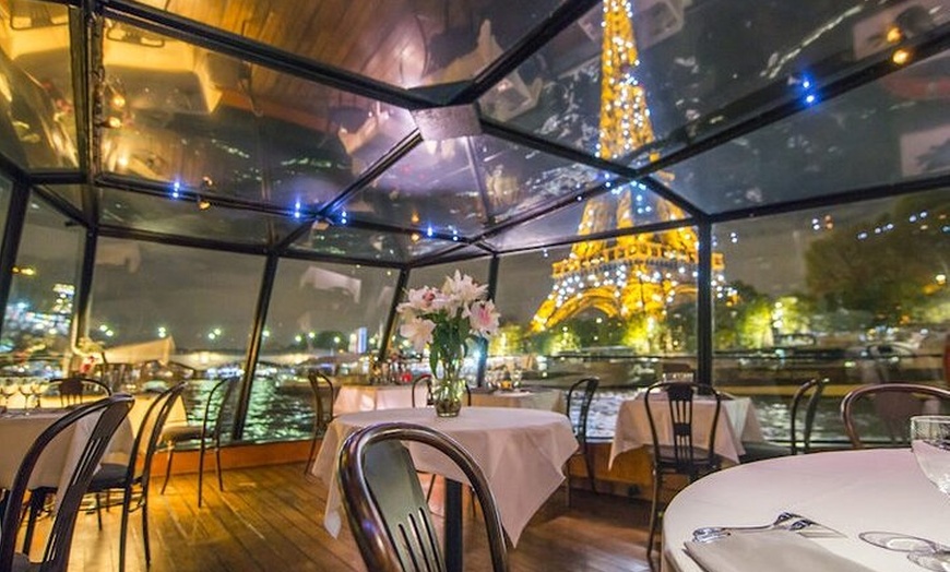 Image 16: Entrée du château Versailles Royal Passport avec Premium Add On