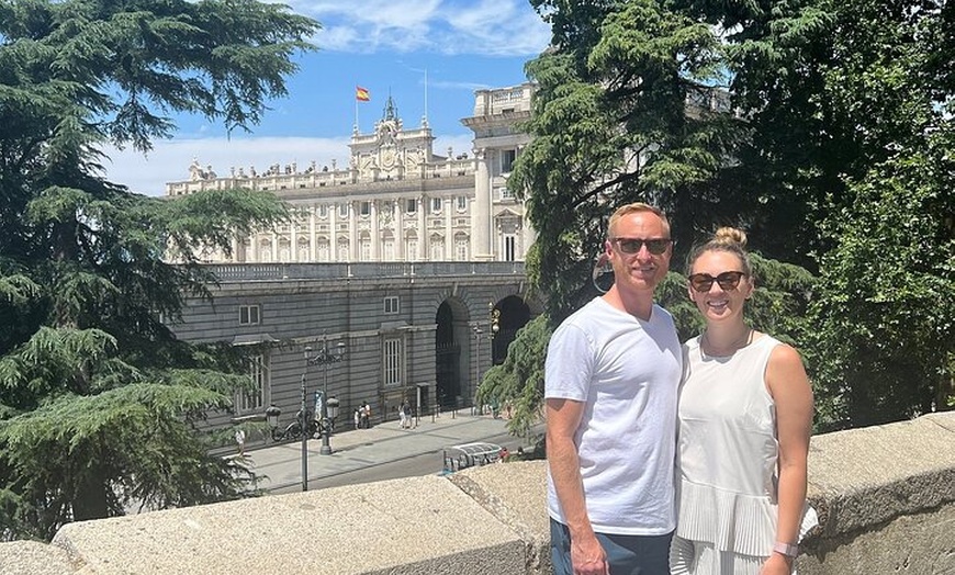 Image 9: Visita guiada a pie por la Ciudad Vieja de Madrid Semiprivada 12ppl...