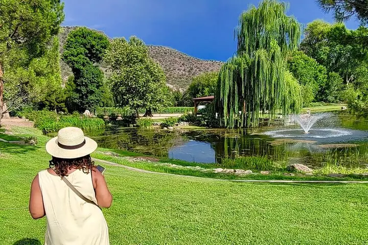 Private Wine Tour, Voted best in town, Tastings Included!