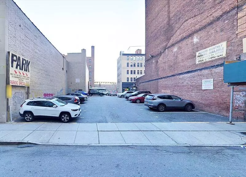 Parking at LittleMan Parking - LM Academy Parking, LLC Garage - Second Medium