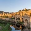 Image 1: Tour Privado a Besalú y Pueblos Medievales