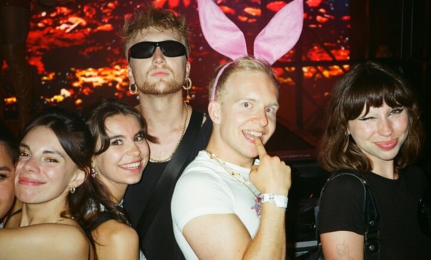 Image 5: Berliner Clubkultur - 3 ikonische Clubs in einer Nacht