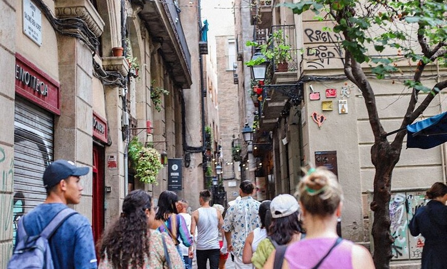 Image 5: Tour de arte callejero y galería contemporáneos de Barcelona