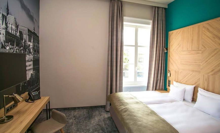 Image 4: ✈ HONGARIJE | Boedapest - T62 Hotel 3*, 2 nachten - Stadscentrum