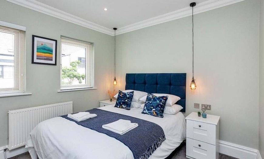 Image 2: ✈ IRLANDE DU NORD | Belfast - The Ulsterville Belfast, 2 nuit - Cit...