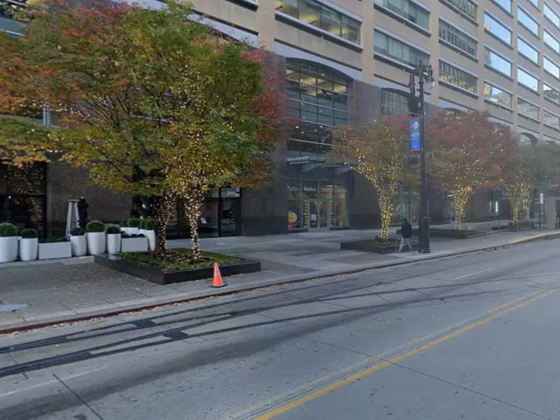 Parking at Adelina Restaurant - Valet Kiosk