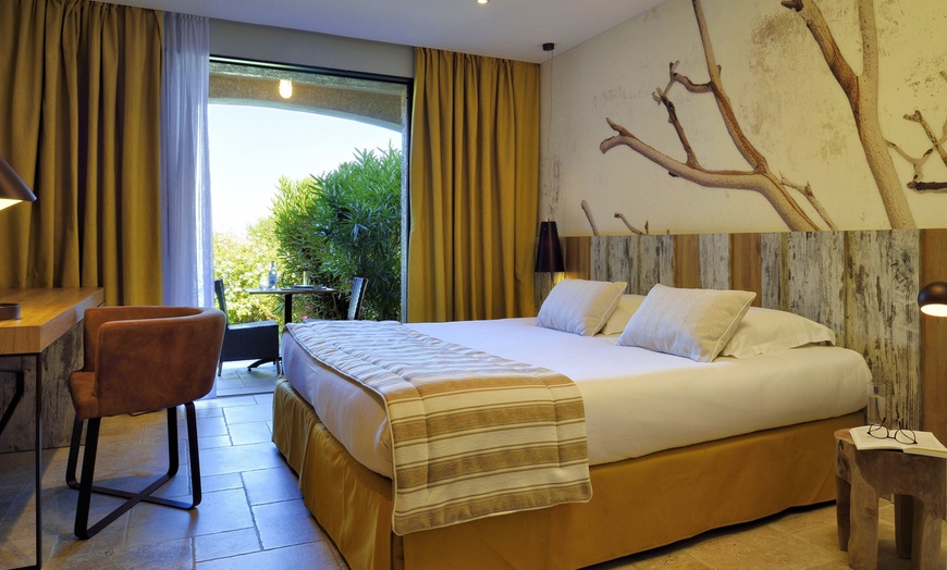 Image 3: ✈ CORSE | Propriano - Hôtel Bartaccia 4*, 2 nuit - Vue panoramique