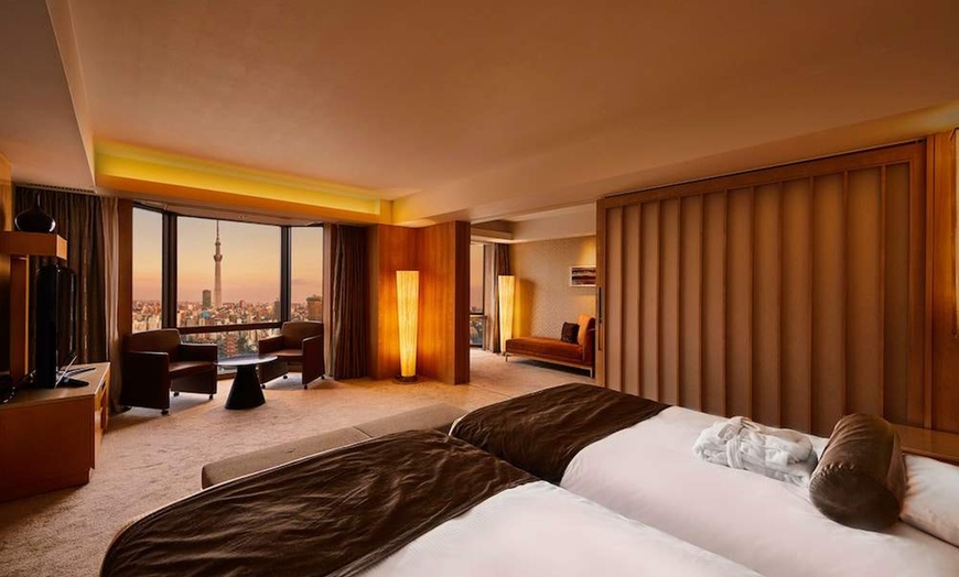 Image 2: ✈ JAPON | Tokyo - Asakusa View Hotel 4*, 3 nuit - Piscine intérieure