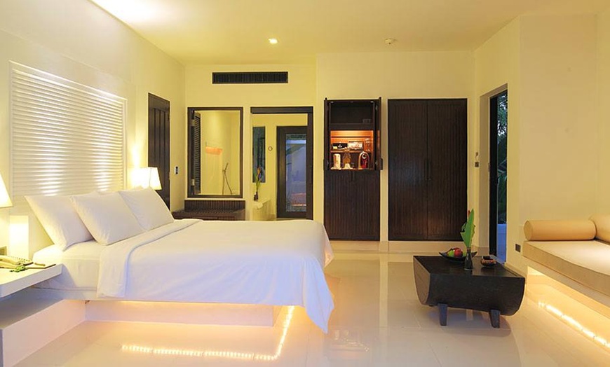 Image 5: ✈ SOUTHERN THAILAND | Phuket - The Racha 5*, 5 nights - Spa