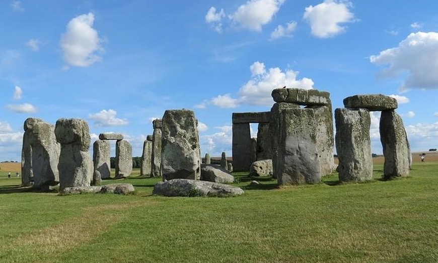 Image 6: Stonehenge Independent Visit with Private Driver by Luxury Sedan