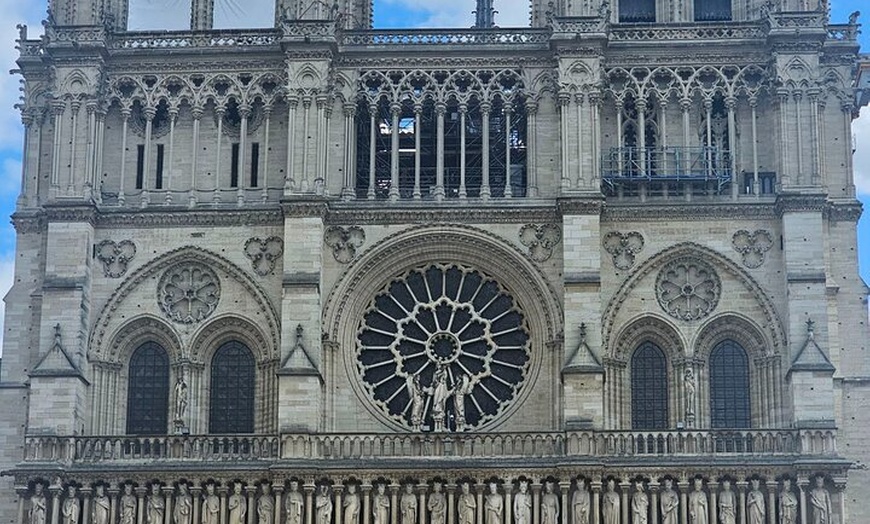 Image 3: Visite à pied en plein air de Notre-Dame et entrée sans réservation.