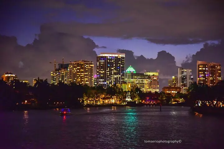 Water Taxi All Day hop-on hop-off Venice of America Boat Tour