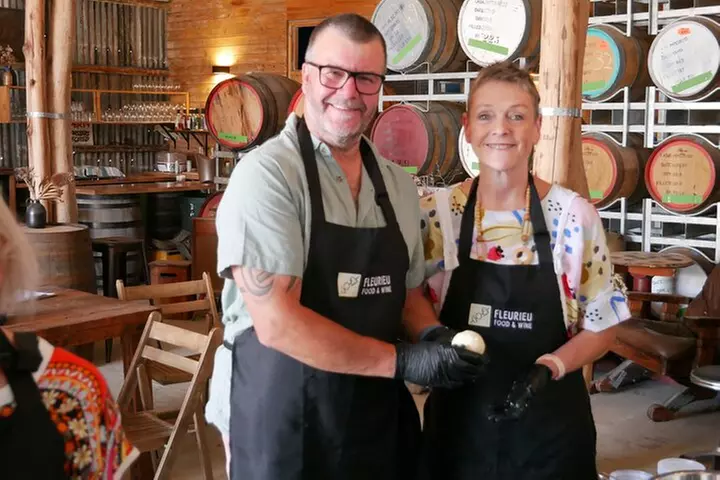 Artisan Mozzarella Making - Image 7