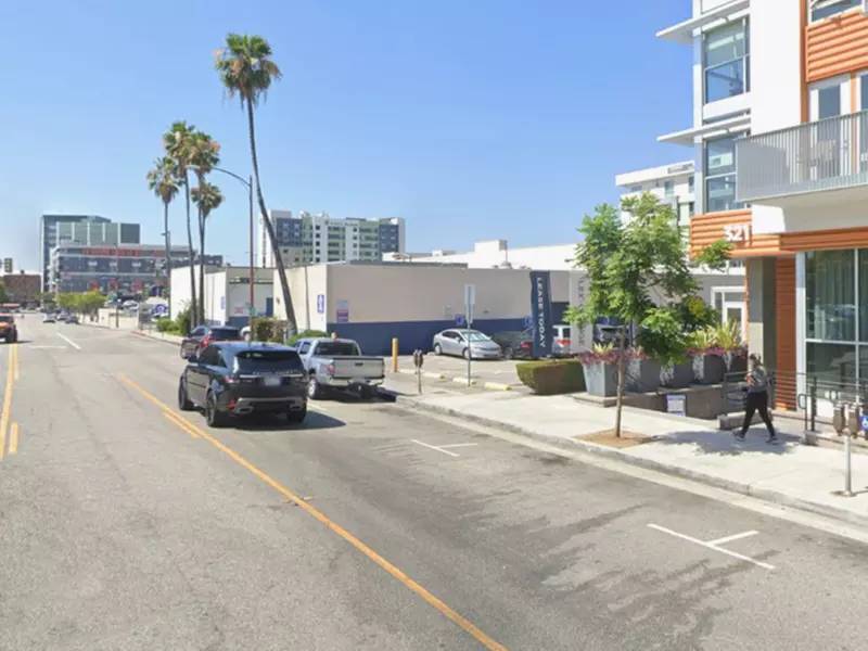 Parking at [SQ47] 315 N. Orange St. Lot