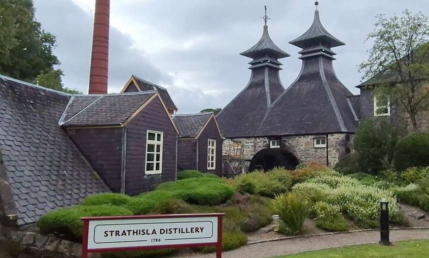 Image 3: Bespoke Speyside Whisky Tour and Tastings